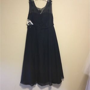 Black Beaded Sleeveless Chiffon Gown Size 20